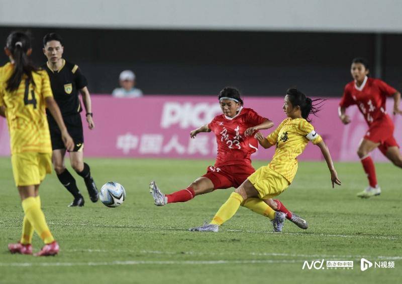 关于厄瓜多尔女足选手积极备战下一场，追逐梦想的信息