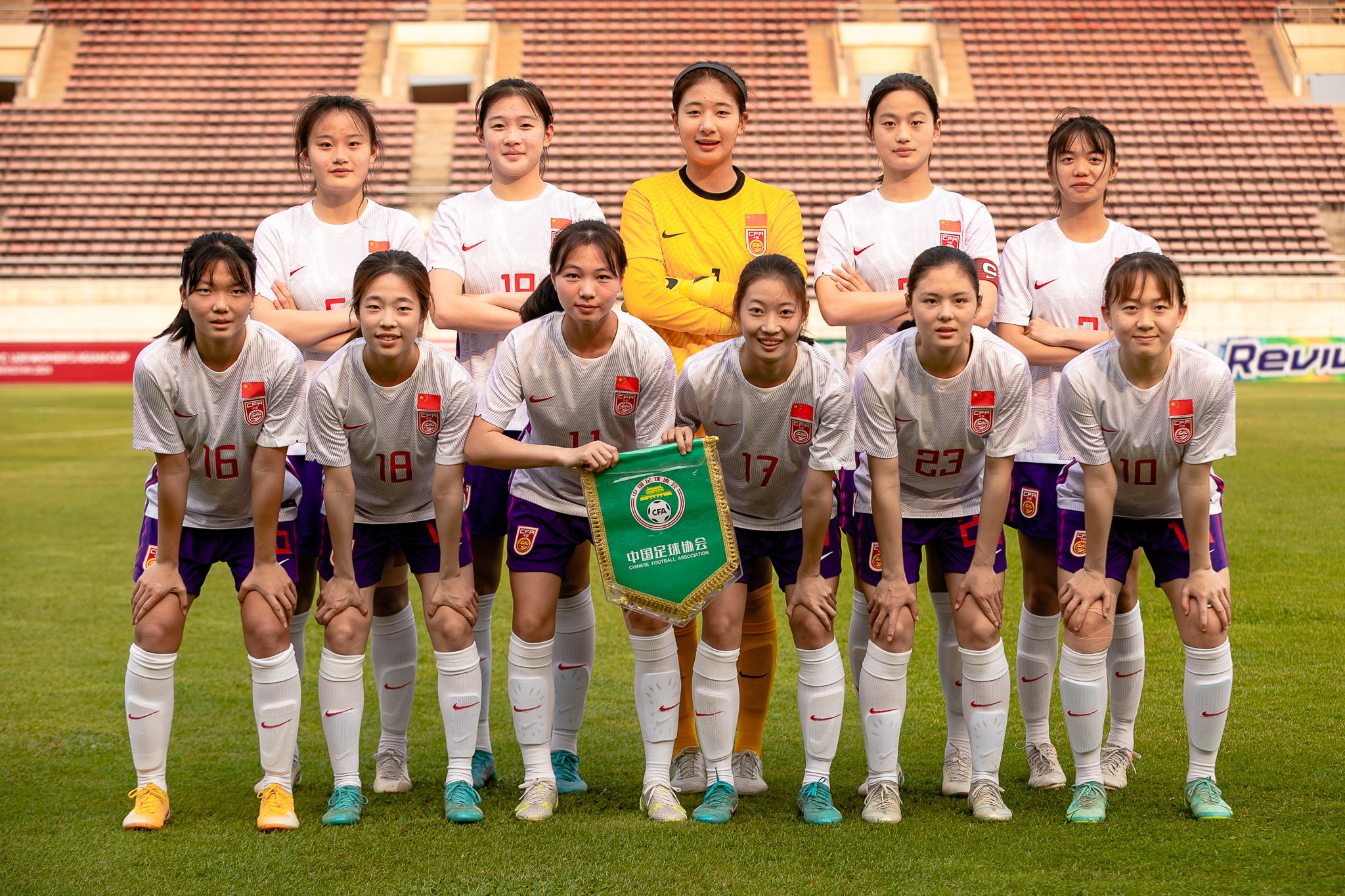 中国女足连场惊艳表现，备战世界女足销路