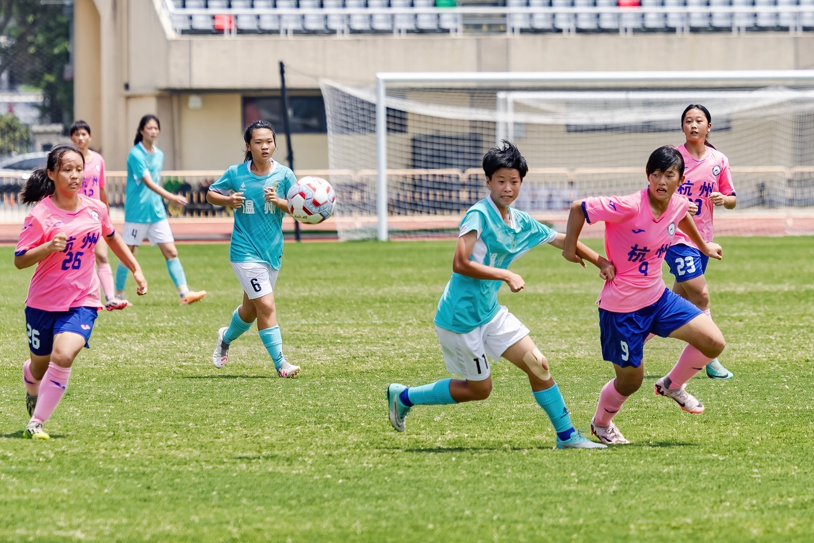 关于国内女足锦标联赛落幕，强队擒冠的信息