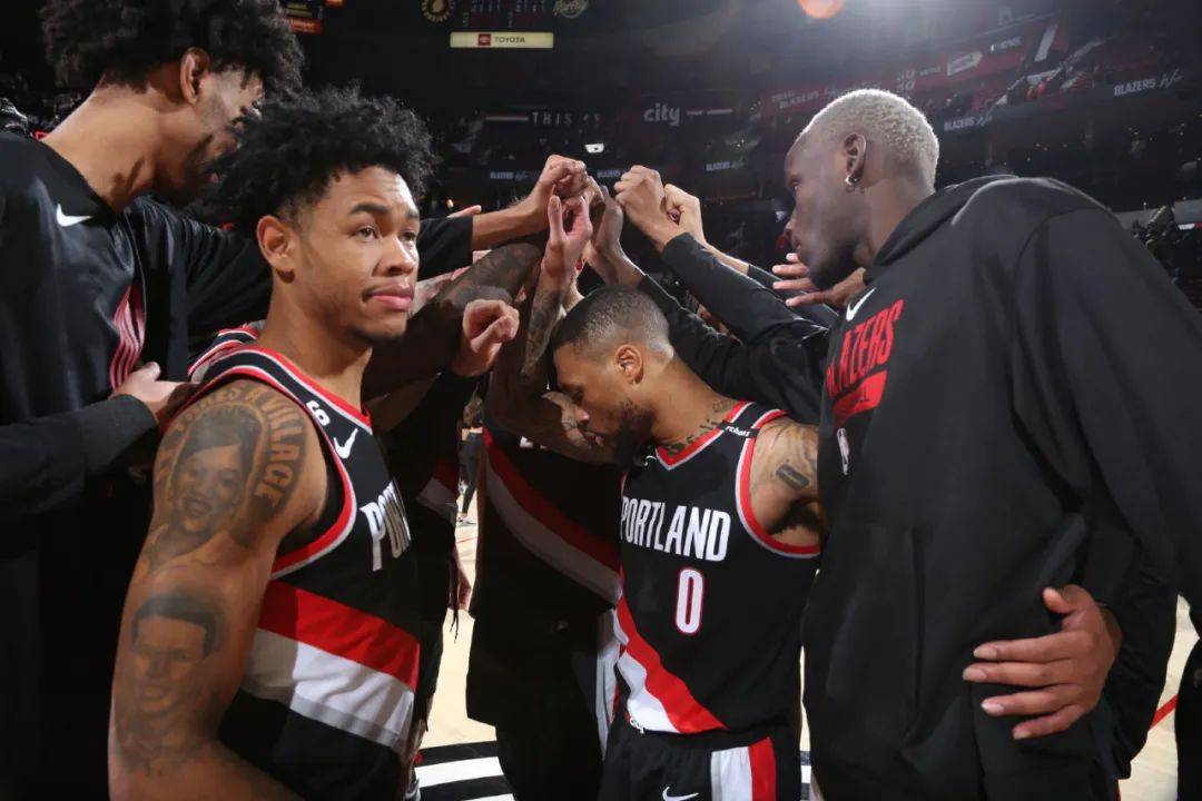 关于篮网碾压火箭,锡安制霸全场的信息 关于篮网碾压火箭,锡安制霸全场的信息