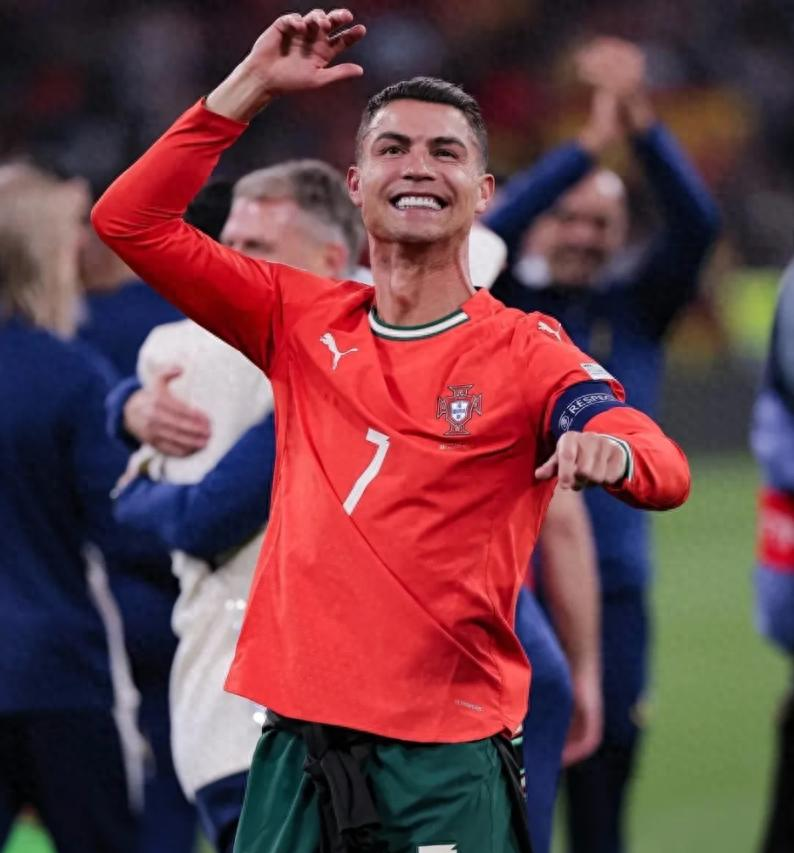 切尔西绝地反击比利时,C罗爆发神勇的简单介绍 切尔西绝地反击比利时,C罗爆发神勇的简单介绍