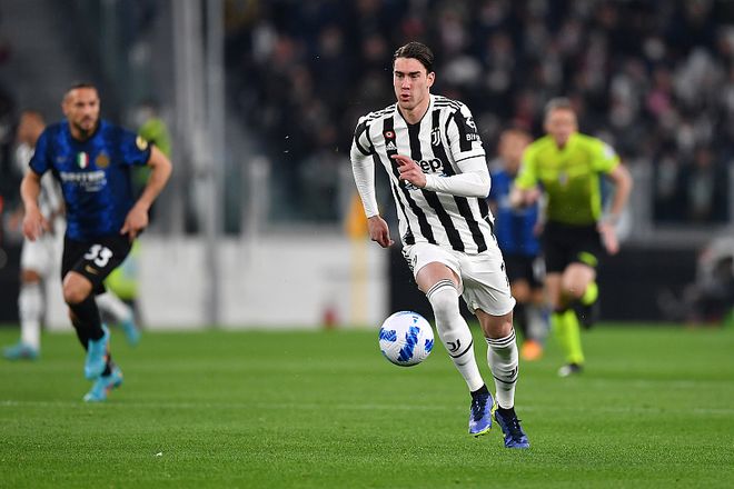 包含乌克兰逆转尤文，加维关键制胜的词条