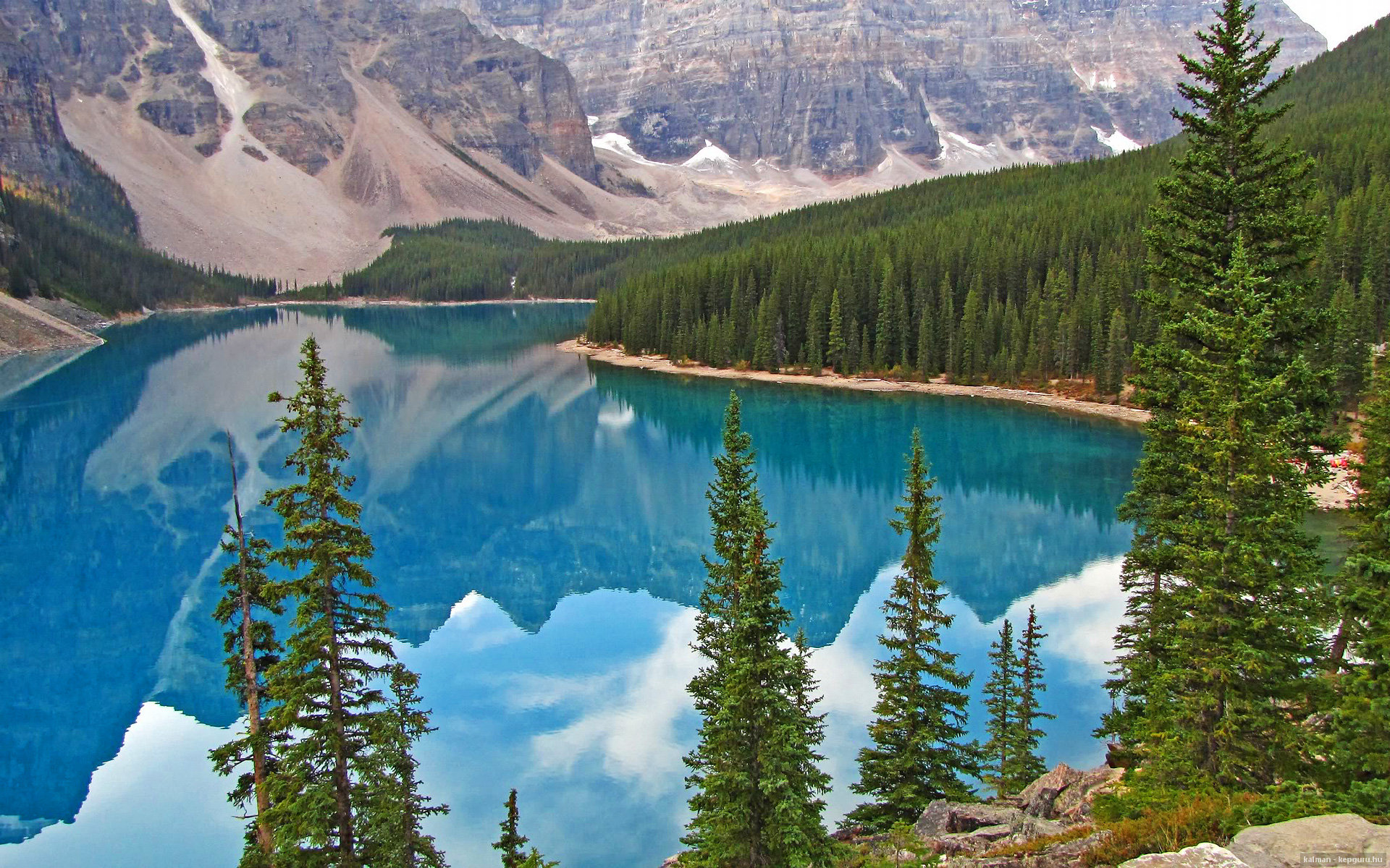 魔笛轰鸣，黑马哀歌，世界杯见证克罗地亚狂胜厄瓜多尔的华丽乐章